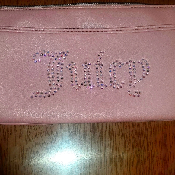 Wallet - Picture 1 of 4